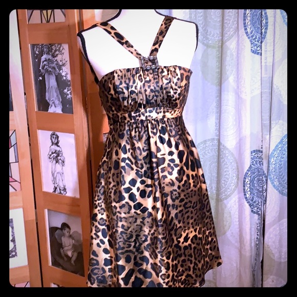 3/$20 Gunne Sax Leopard print halter top dress - Picture 2 of 8